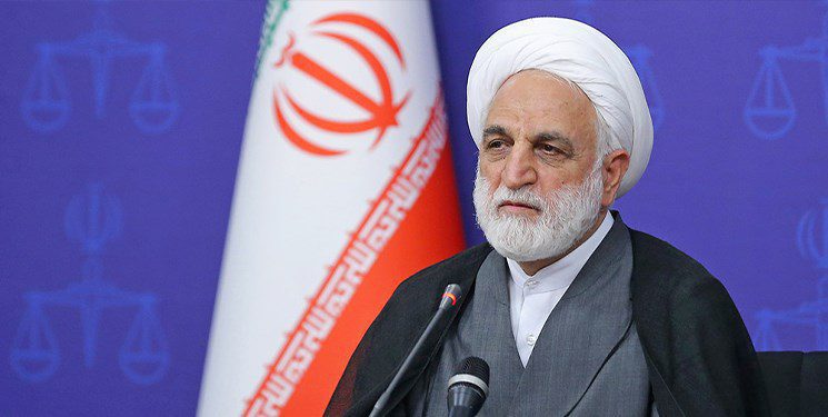 اژه ای:  دولتمردان توان خود را برای رفع مشکلات کشور به کار گیرند