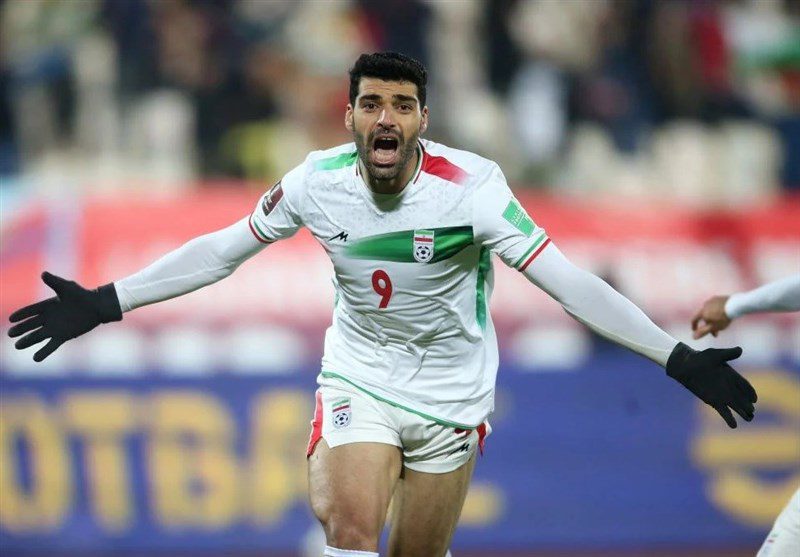 مهدی طارمی: من نه سیاسی هستم و نه می‌خواهم به سوالات شما پاسخ بدهم
