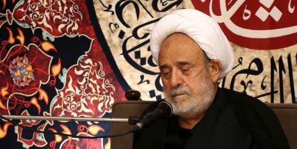 حضور متفاوت سخنران معروف روی منبر