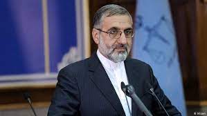 پاسخ امام(ره) به فرمانده سپاه درباره پذیرش قطعنامه