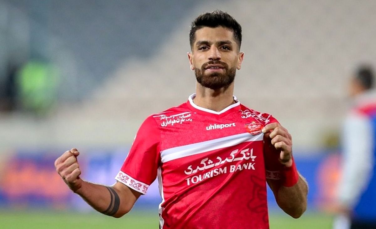 سرلک در پرسپولیس ماندنی شد