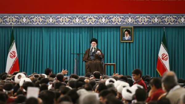 رهبر انقلاب: چگونه از میان لیست‌ها اصلح را انتخاب کنیم