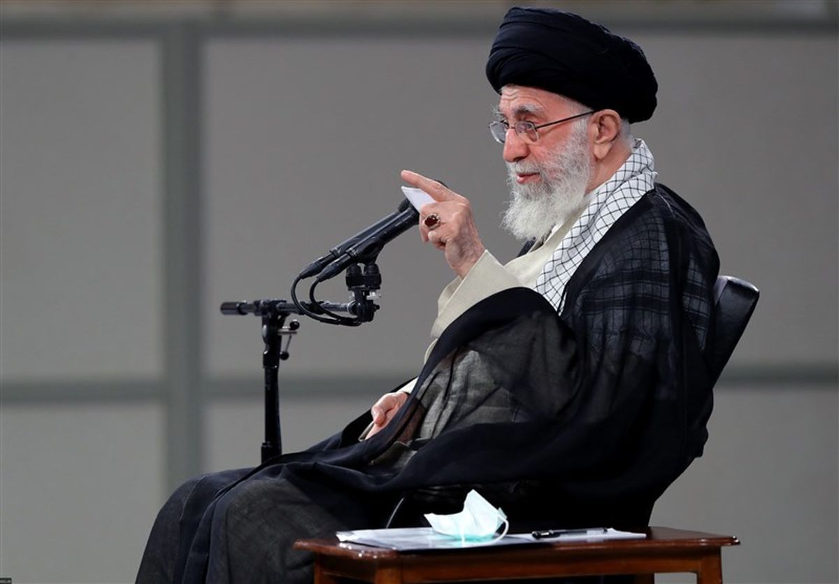عدّه‌ای برای مچ‌گیری از نظام جمهوری اسلامی، کمین کرده‌اند
