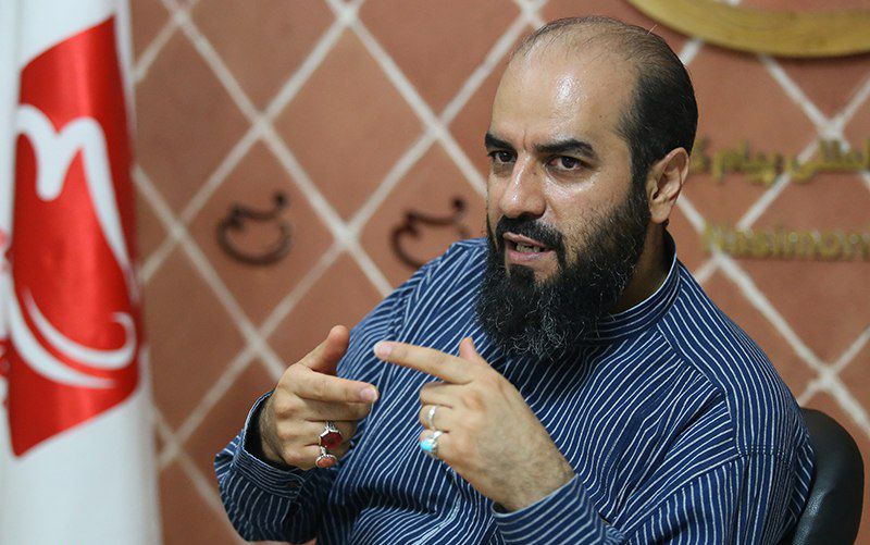 این انقلاب صاحب دارد