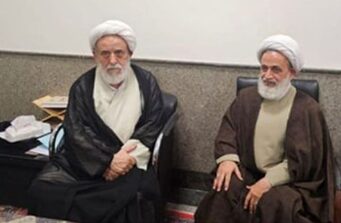 ایده مرکزی امام خمینی را نقض می‌کنند؟