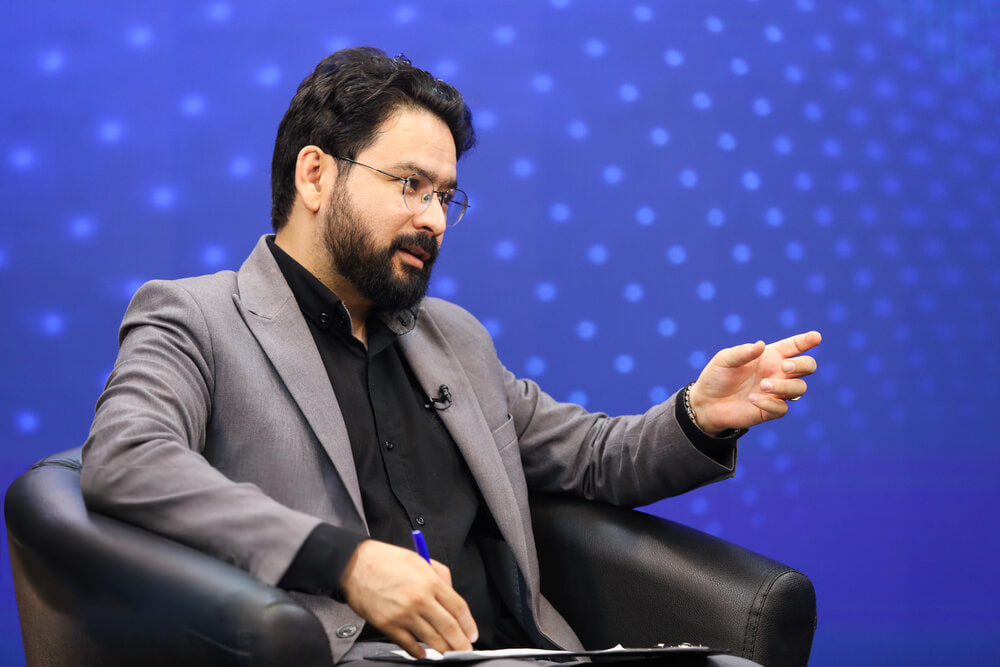 پناهی: صنعت هسته‌ای یک صنعت مادر است/ دلیل ملموس نبودن دستاوردهای غنی سازی، کارشکنی دشمن است