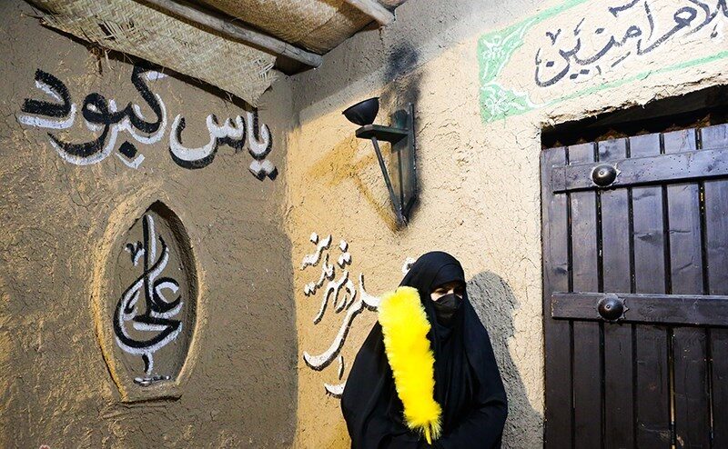 نمایشگاه «یاس کبود» در میدان امام حسین (ع) برگزار می‌شود