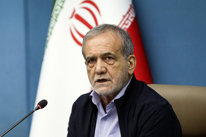 پشت پای پزشکیان به قرارداد خرید ۷۹۱ واگن از چین/ دولت رقم پیش‌پرداخت را واریز نمی‌کند!