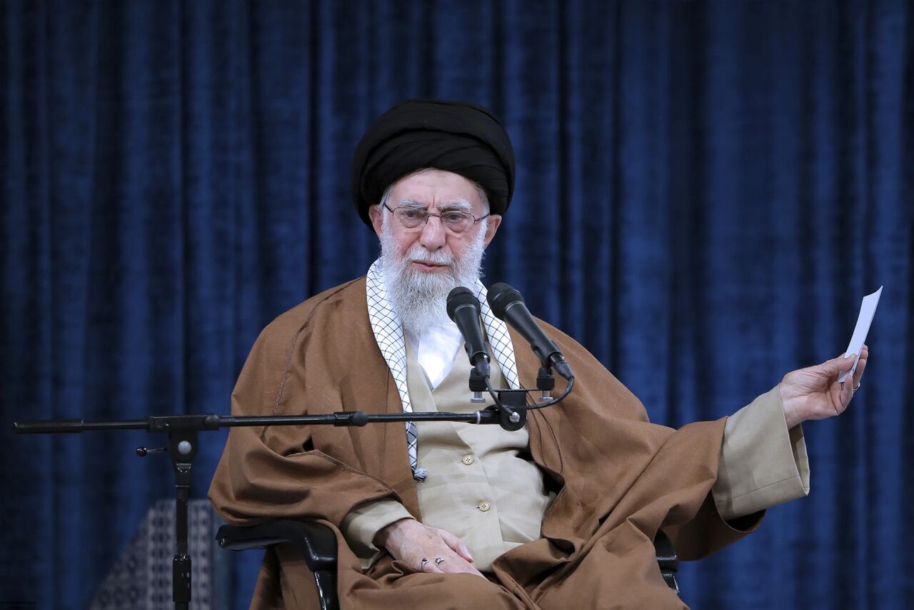 رهبر ایران چگونه پیشگام به چالش کشیدن برنامه جهانی ترامپ شد؟