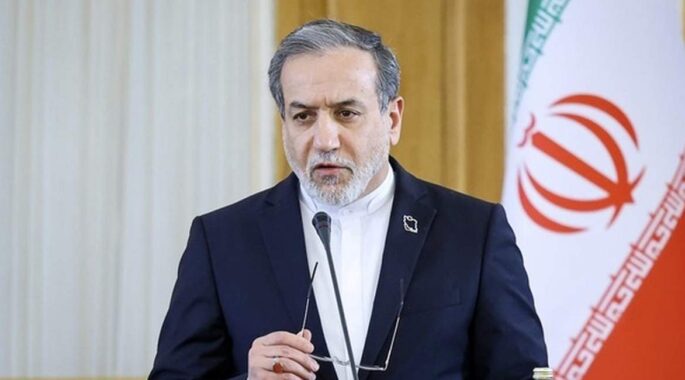 عراقچی: فضای مذاکره مسقط، کاملا جدی و کاری بود/ به‌هیچ‌وجه نمی‌پذیریم در مورد موضوع غیرهسته‌ای مذاکره کنیم
