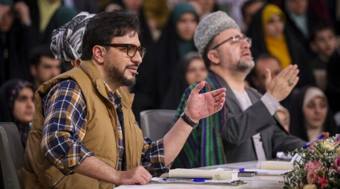 فیلم/حامد شاکرنژاد به وقت خادمی علی‌ابن‌موسی‌الرضا(ع)