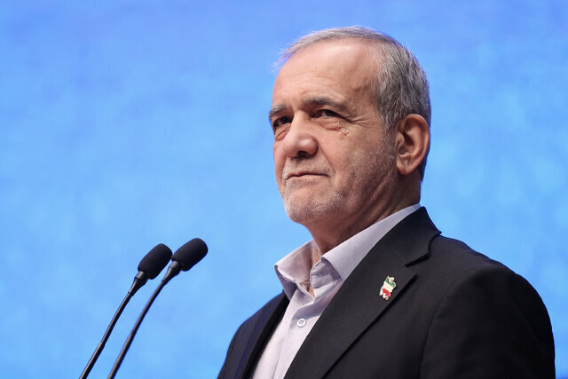 پزشکیان:  غرب پیام سیاست خارجی دولت چهاردهم را نپذیرفت/دنبال صلح هستیم، ولی از حق خود گذر نمی‌کنیم