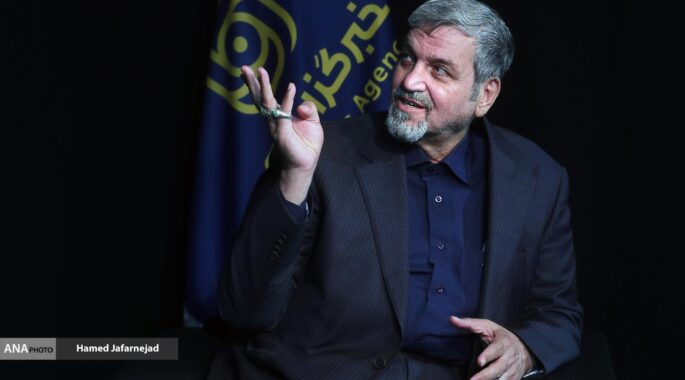 کدام مشکلات با تغییر قانون اساسی حل می‌شود؟/ پاسخ عجیب یک فعال سیاسی اصلاح طلب
