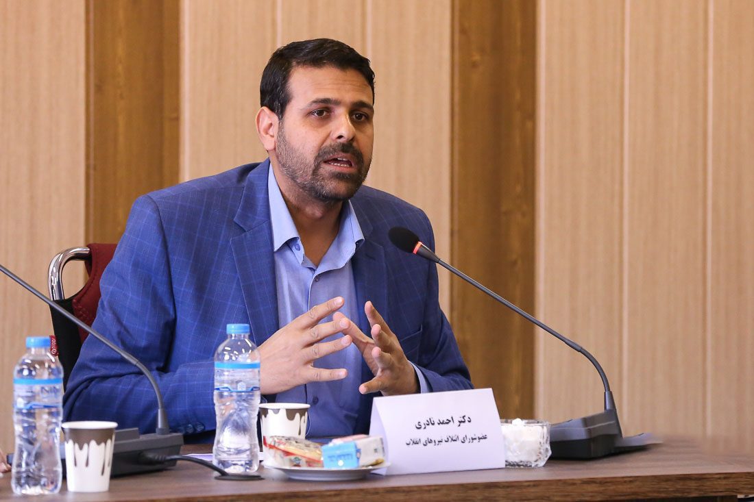 نباید خصوصی‌سازی را با خصولتی‌سازی اشتباه بگیریم